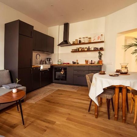 Apartament Przy Parku Z Bezplatnym Parkingiem Torun Bagian luar foto